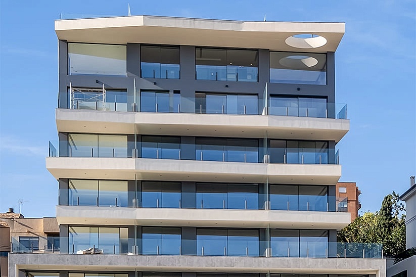 Lujoso Apartamento de lujo con vistas panorámicas al mar en un complejo de élite en el Paseo Marítimo, Palma
