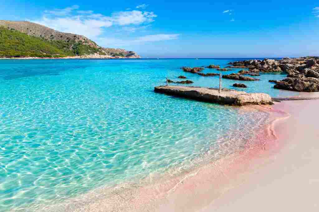 Descubriendo Mallorca en agosto: La guía esencial para el Verano Inolvidable
