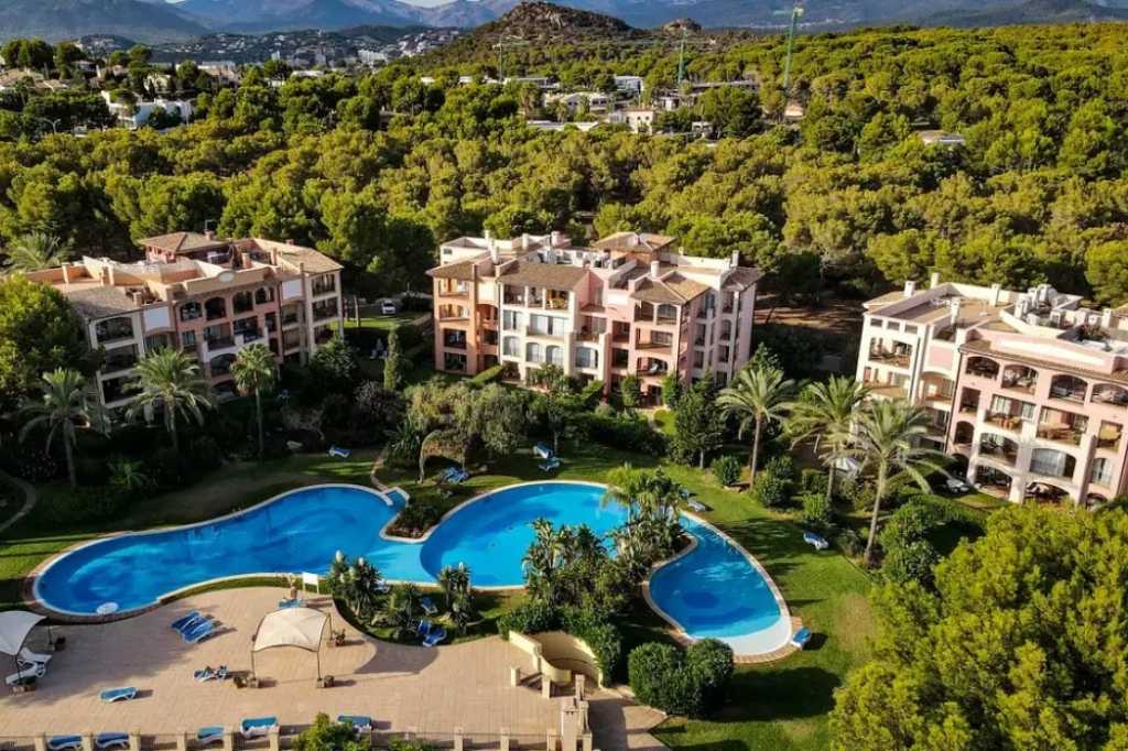 Descubra viviendas de lujo en Ses Penyes Rotges Golf en Santa Ponsa, Mallorca