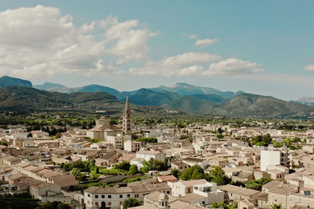 Guía de la Ciudad de Binissalem: Descubre la Joya Escondida de Mallorca