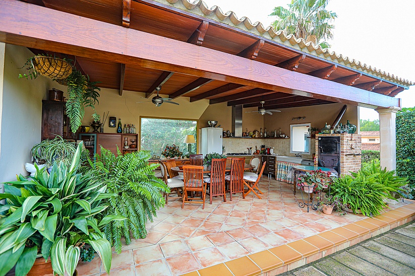 Villa de 4 habitaciones con piscina en Santa Ponsa