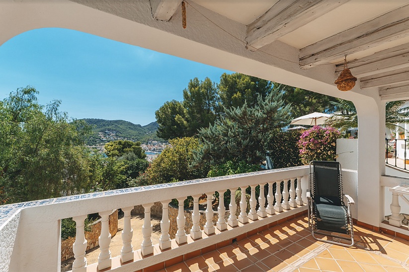 Preciosa villa mediterránea con vistas al mar en Port Andratx