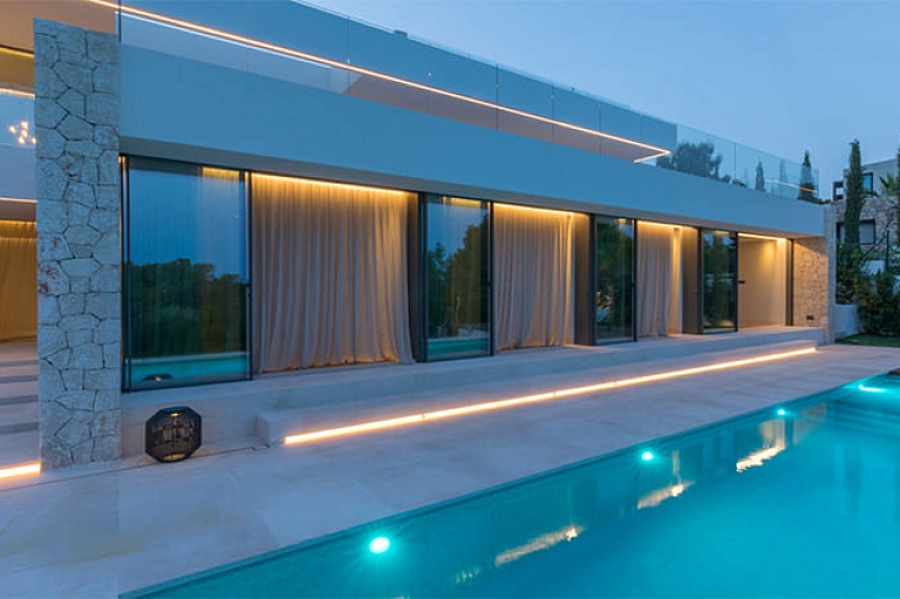 Fantástica villa moderna en Cala Vines