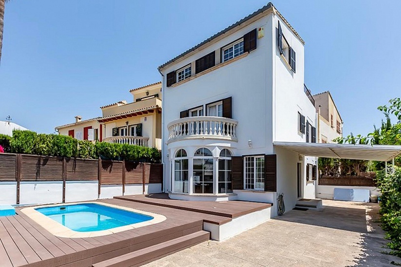 Acogedora casa con piscina en una zona prestigiosa de Palma, Bonanova