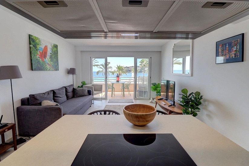 Piso de 3 habitaciones con vistas al mar en Magaluf
