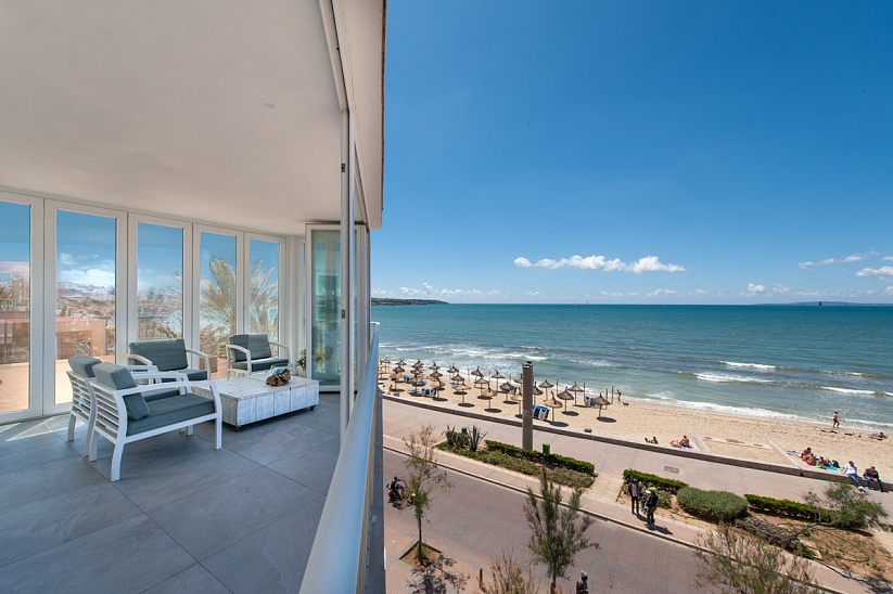 Apartamento en Palma en primera línea con fantásticas vistas al mar