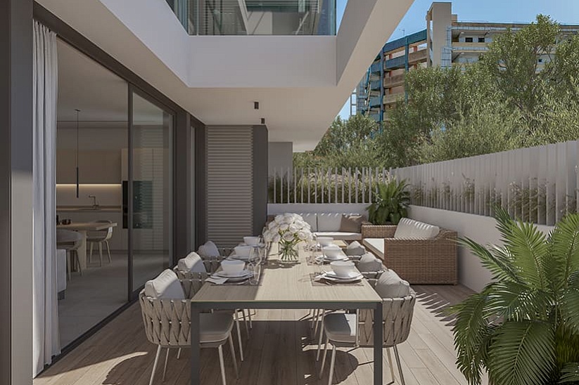 Apartamento nuevo con jardín en complejo de lujo en Cala Mayor