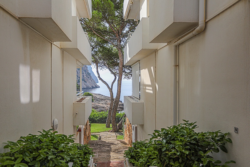 Apartamento con fantásticas vistas al mar en una zona prestigiosa en Port Andratx