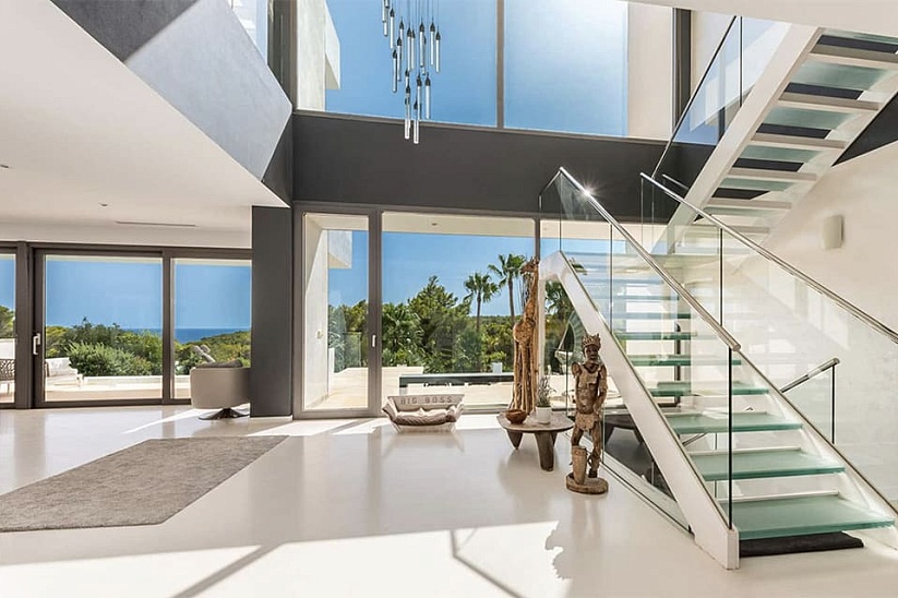 Exquisita villa de diseño con impresionantes vistas al mar en Cala Vines