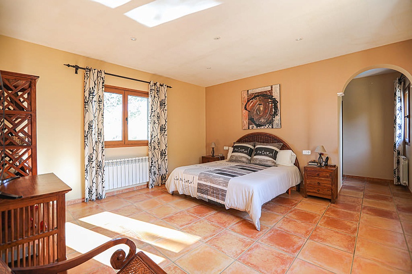 Villa clásica de 4 dormitorios en zona tranquila en El Toro
