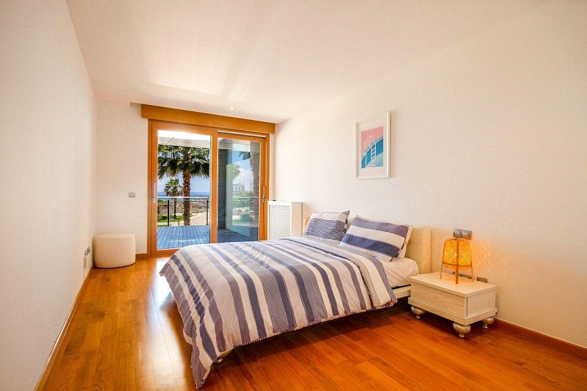 Precioso apartamento con vistas directas al mar en Palma