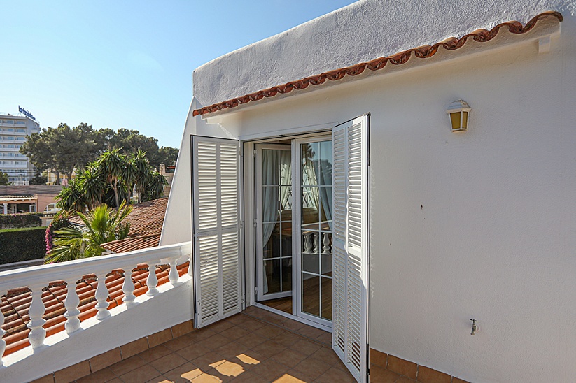 Preciosa casa mediterránea cerca de la playa en Palmanova
