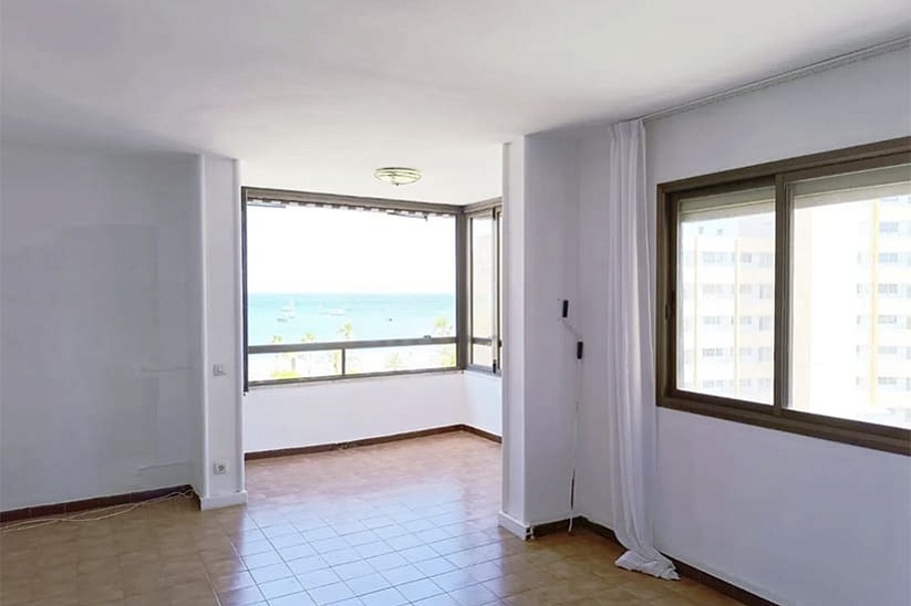 Apartamento con vista al mar para reformar en Palmanova