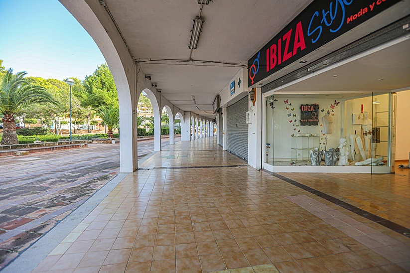 Propiedad comercial en el famoso centro comercial en Costa de la Calma