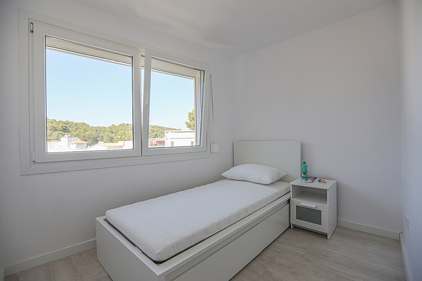 Piso de 3 dormitorios con vistas al mar en Paguera