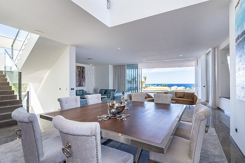 Las ventas de la nueva villa junto al mar en El Toro (Mallorca). La superficie habitable de 607 metros cuadrados