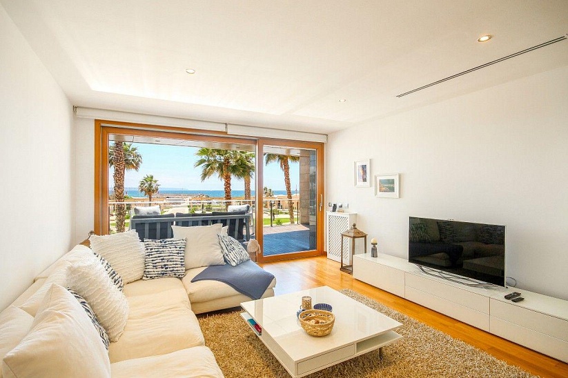 Precioso apartamento con vistas directas al mar en Palma