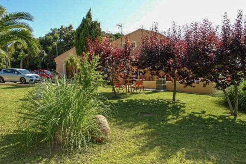 Villa con jardín y piscina en una buena ubicación en Alcudia