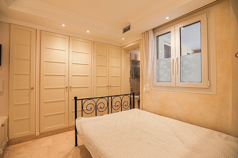 Apartamento de 2 dormitorios con vistas panorámicas al mar en Santa Ponsa