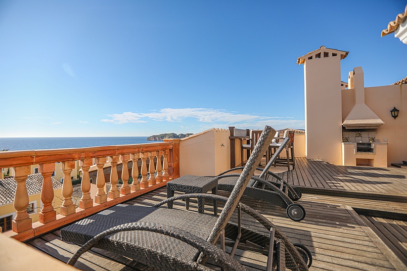 Atico duplex con fantasticas vistas al mar en Santa Ponsa