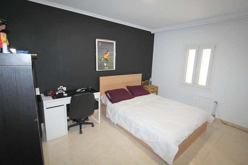 Villa de 6 dormitorios con gran parcela en Palma