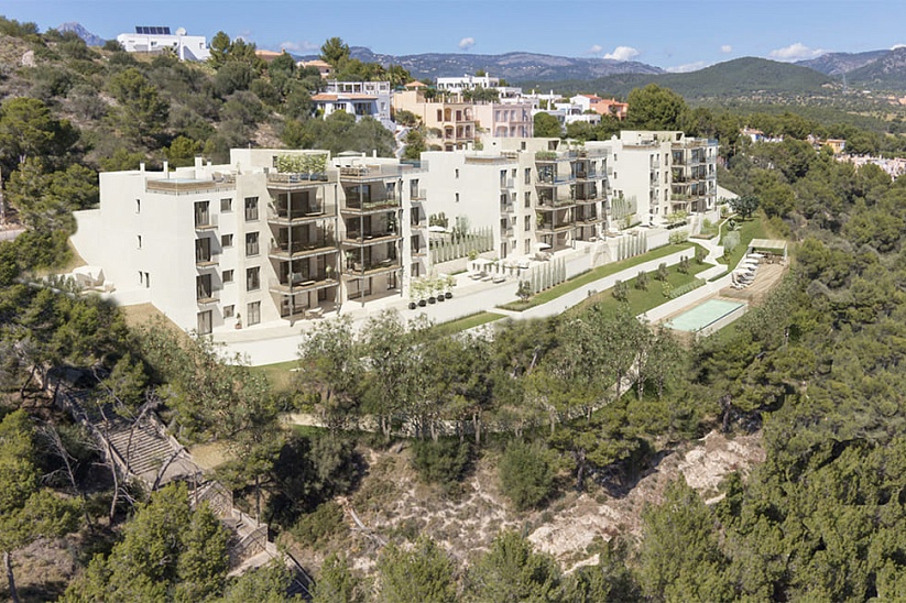 Apartamento nuevo con jardín y vista panorámica en Santa Ponsa