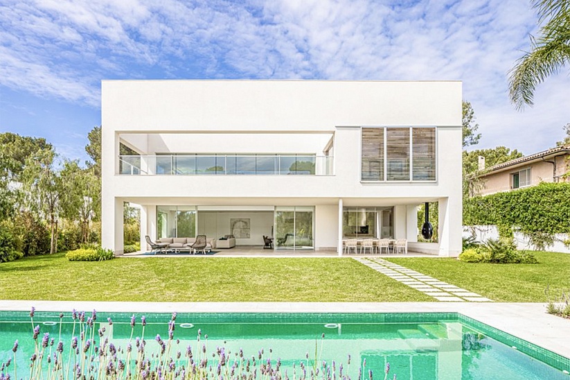 Fantástica villa nueva en una prestigiosa zona residencial en Sol de Mallorca