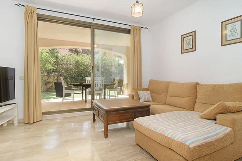 Precioso apartamento con jardín en una preciosa residencia en Puig de Ros