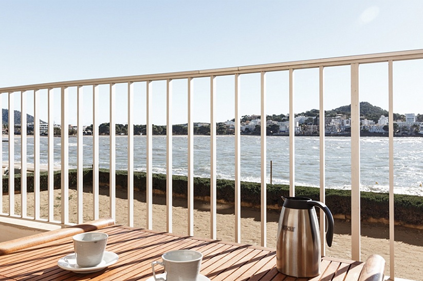 Apartamento con vistas panorámicas al mar con Santa Ponsa