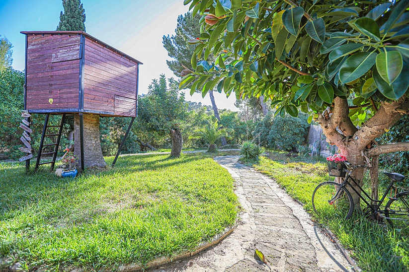 Villa de 3 dormitorios con piscina y casa de invitados en Costa de la Calma