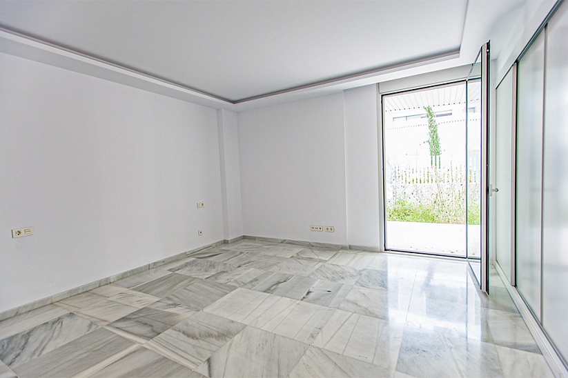 Nuevo piso espacioso de estilo moderno en Palma