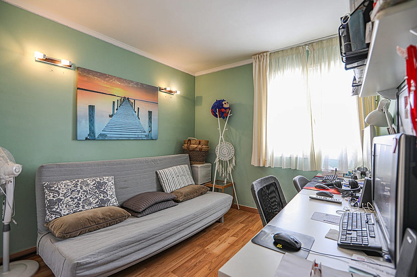 Atractivo apartamento de 3 dormitorios con vistas al mar en Santa Ponsa