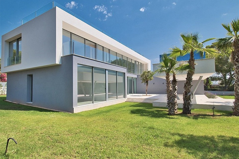 Fantástica villa nueva con vistas al mar en Sol de Mallorca