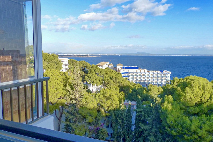 Apartamento con vistas panorámicas al mar en Illetes