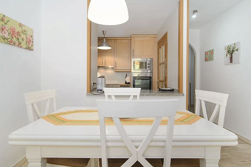 Precioso apartamento con jardín en una preciosa residencia en Puig de Ros