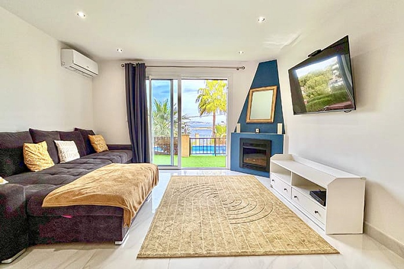 Excelente apartamento con vistas al mar en Cala Vines