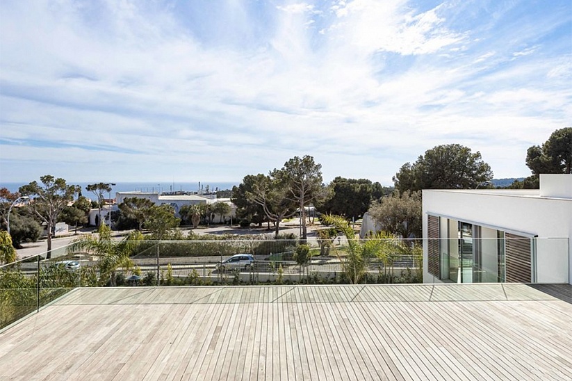 Villa de lujo nueva con vistas al mar en Sol de Mallorca