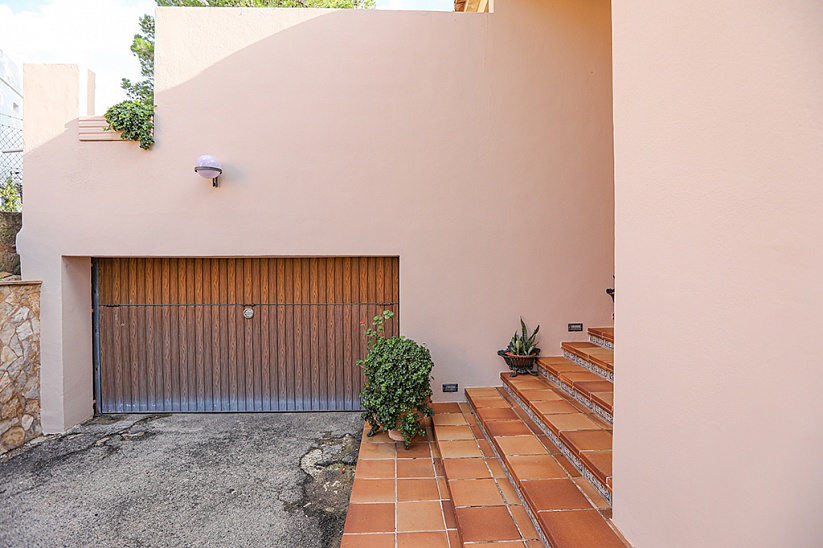 Villa de 4 habitaciones con piscina en Santa Ponsa