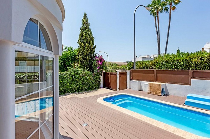 Acogedora casa con piscina en una zona prestigiosa de Palma, Bonanova