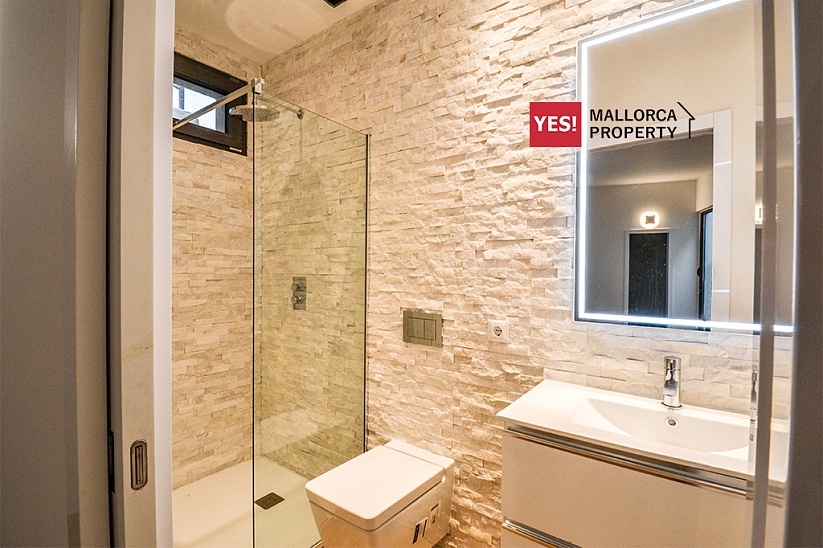Nueva Villa en venta en Cas Catala. Piscina y vistas panorámicas. Superficie habitable de 500 metros cuadrados