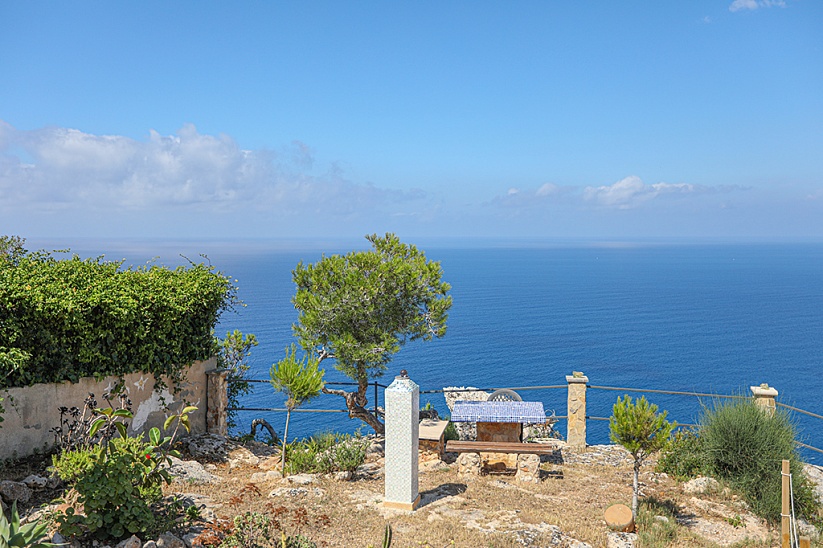 Villa con vistas panorámicas al mar en la prestigiosa zona de Sa Torre