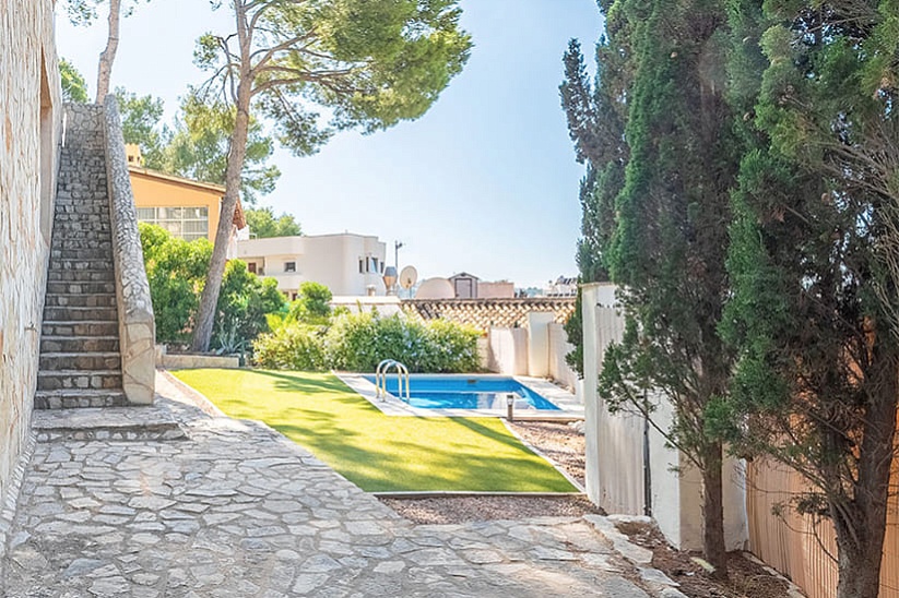 Preciosa villa mediterránea con piscina en Santa Ponsa