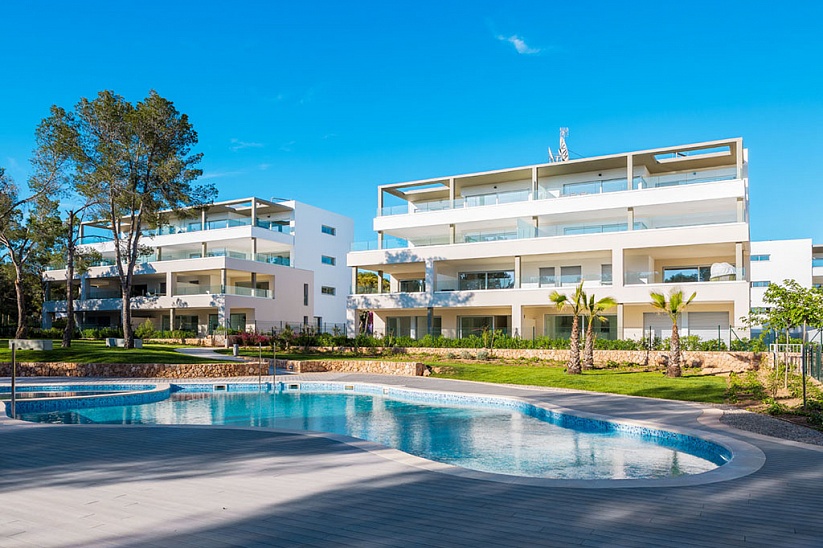Apartamentos en Serenity Santa Ponsa con jardín en complejo residencial de lujo de obra nueva