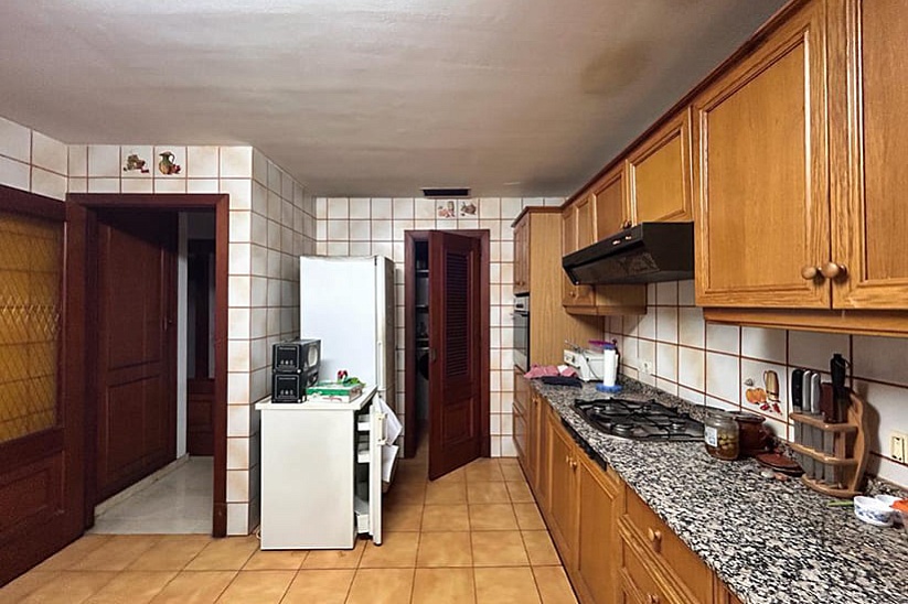 Maravilloso apartamento para reformar en primera línea en Palma