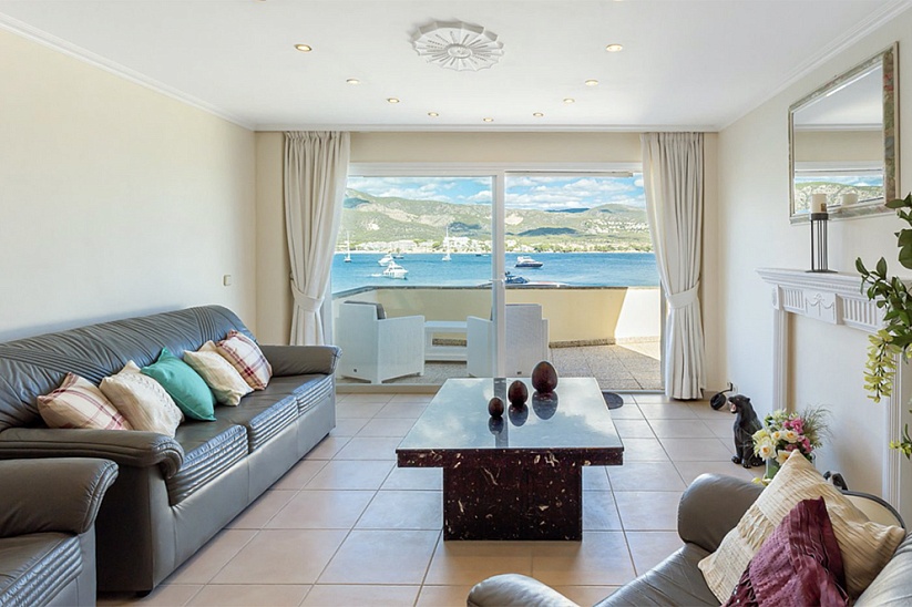 Apartamento de 2 dormitorios con vistas panorámicas al mar en Torrenova