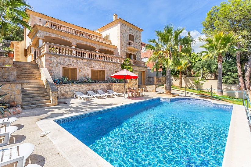 Lujosa villa de lujo con fantásticas vistas en Palma.
